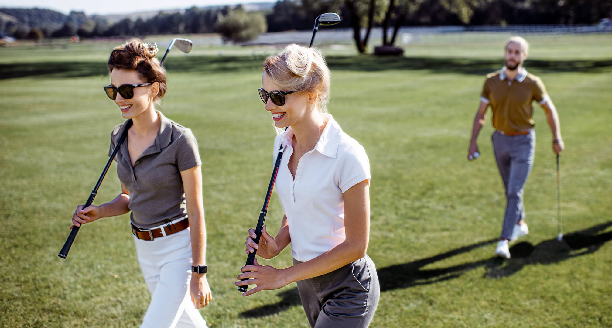 https://www.lentiamo.es/images/upload/golf-sunglasses-women.jpeg
